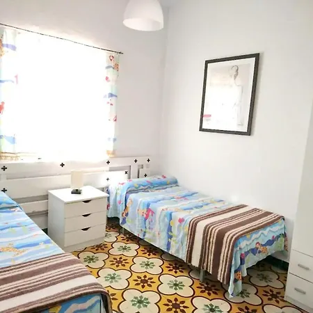 Holiday home 5 Bedrooms House At Punta Umbria 4 M Away From The With Terrace And Wifi