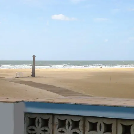 5 Bedrooms House At Punta Umbria 4 M Away From The With Terrace And Wifi *